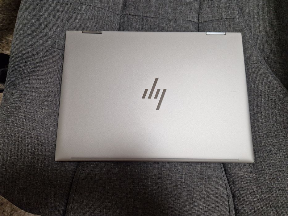 Laptop HP Elitebook 830 g9 x360 2w1 i5 12gen win11 16GB ram 512GB nvme