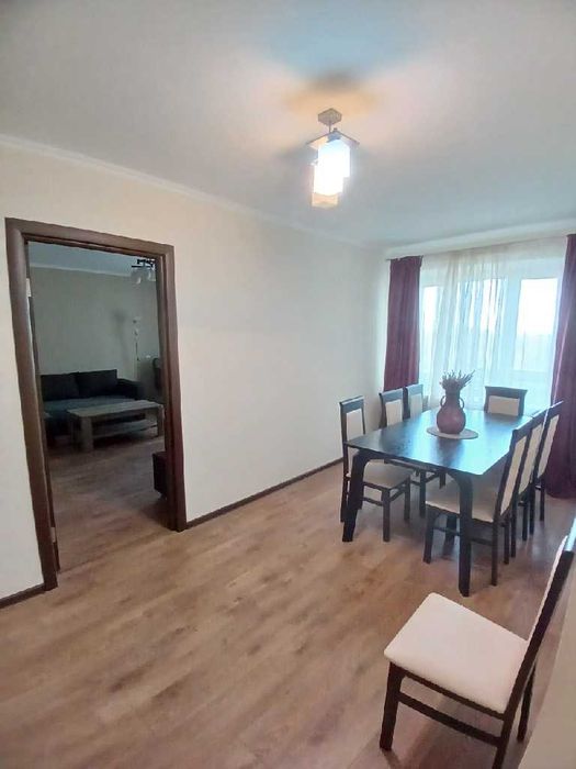 Будинок 2002 року Вул.Бальзака,4. ТРЦ «Глобал UA» 3к.кв. 7й пов. 90 м2