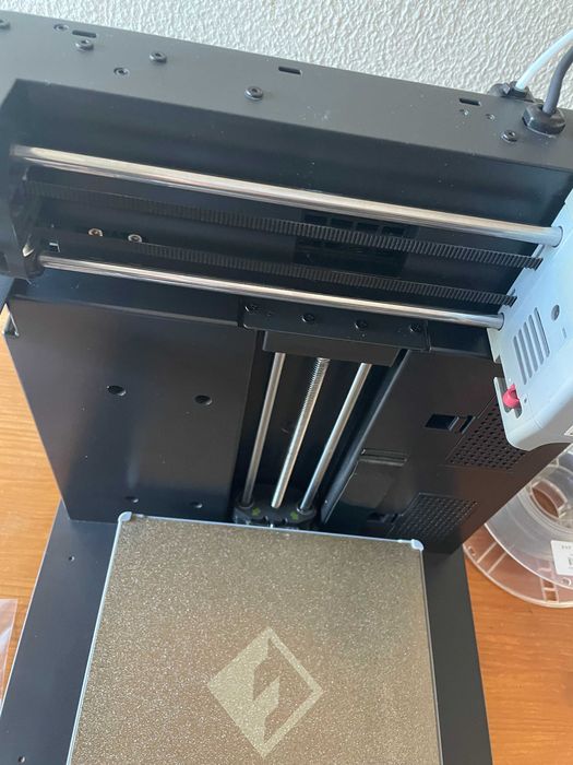 Impressora 3D Flashforge Adventurer 5M AD5M Apenas 5 Horas de Uso - Como Nova ideal para principiantes  AD5M 3D Printer High Speed Beginner-friendly