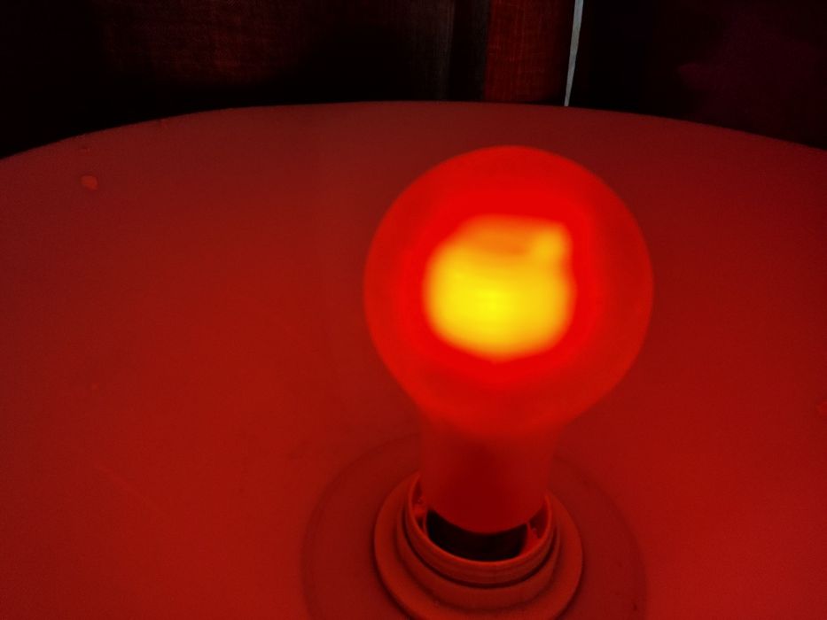 Żarówka bazwatowa zabytek Philips neonówka