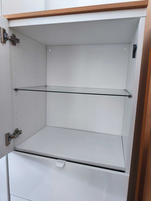 Armários IKEA besta