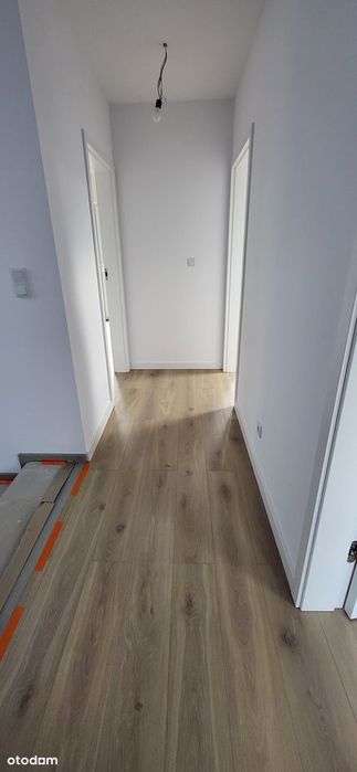 Dom bliźniak na sprzedaż w Tomaszowicach ul.spokojna