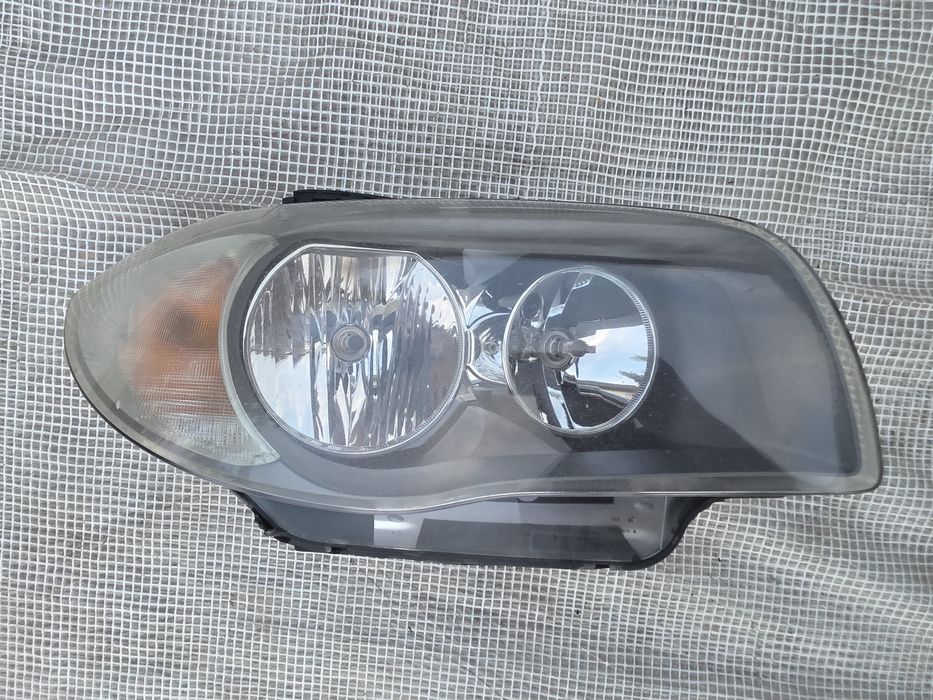BMW 1 E81 E82 E87 lampa reflektor prawy przód wersja europejska oryginał VALEO  wysyłka