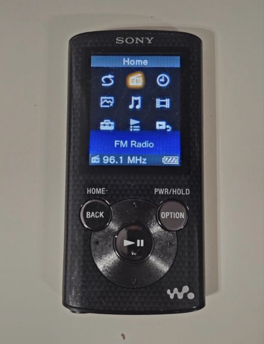 Sony NWZ E383 mp3 digital media player
