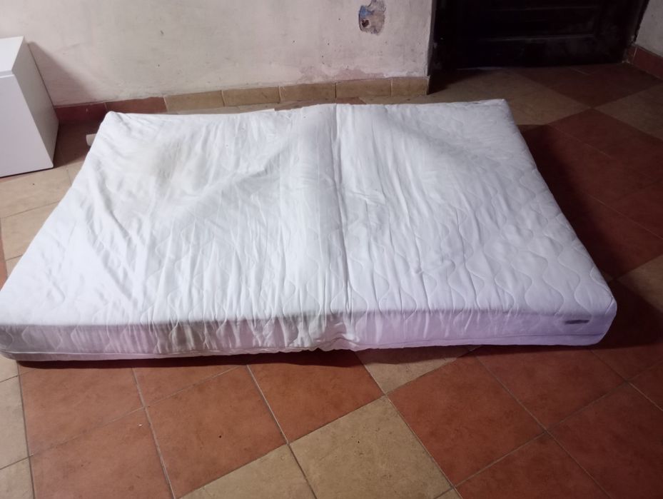 Materac sprężynowy 140x200
