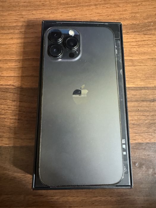 Продам iphone 13pro max 128