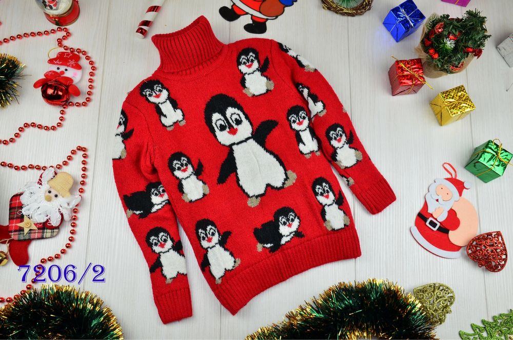 Светр в новорічній тематиці,високоі якості