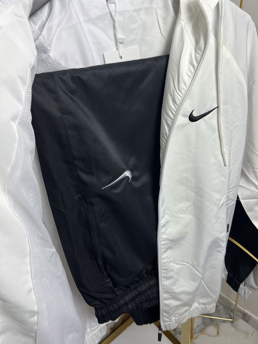Zestaw dresowy Nike Nowy