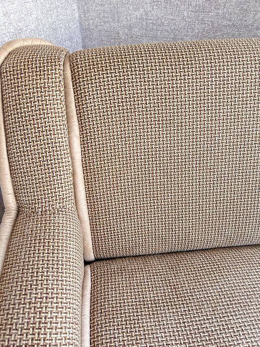 Диван для спальни/зала