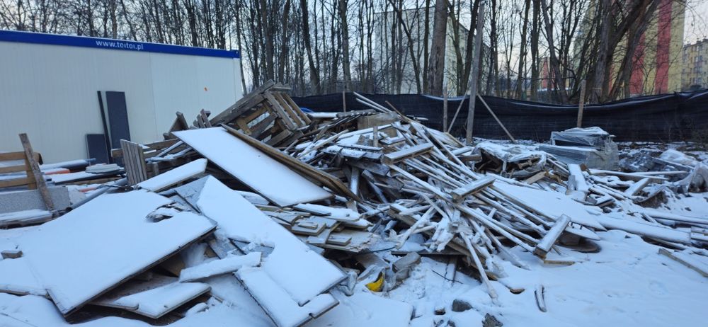 Oddam drewno z budowy