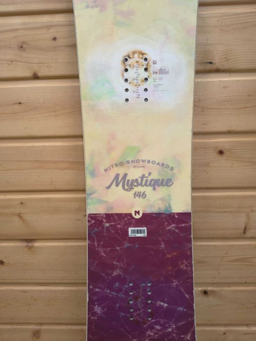 Deska snowboardowa Nitro Mystique 146 cm + wiązania (A73)