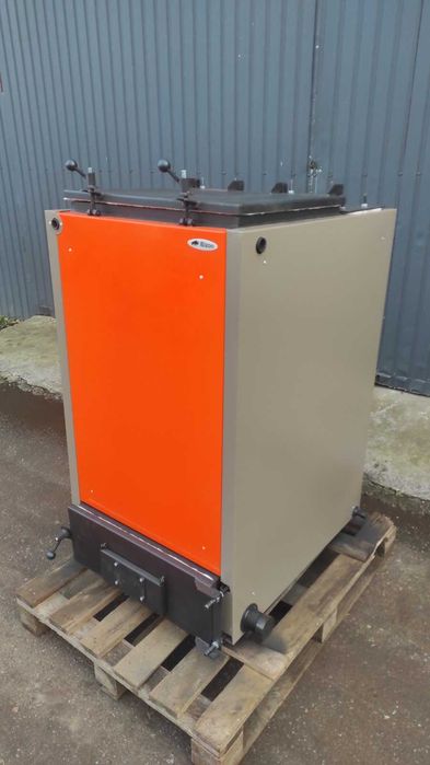 Новий твердопаливний, твердотопливный котел