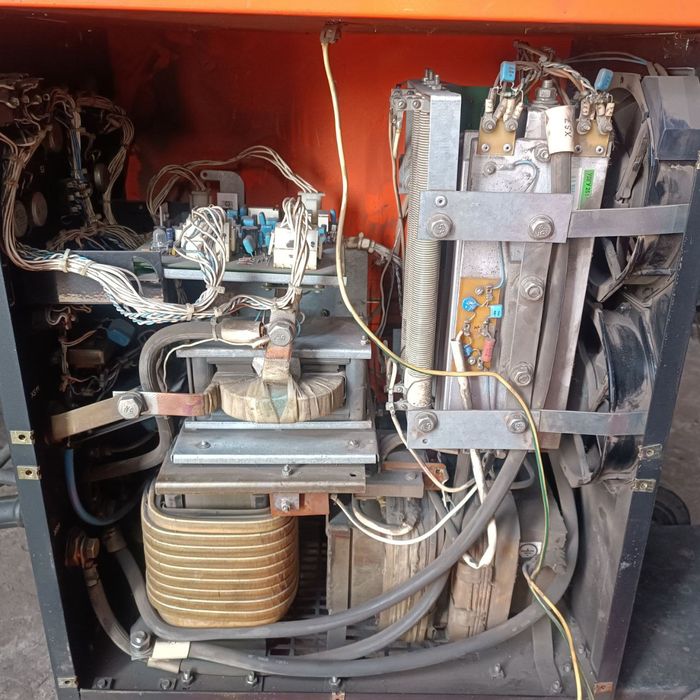 Аргоновый сварочный УдГУ 251