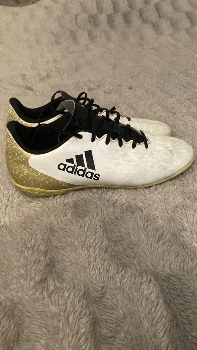Бампи adidas x комфортні