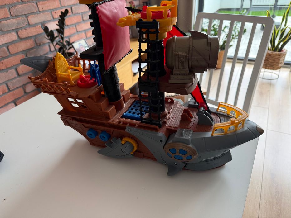 Fisher-Price Imaginext Statek piracki Rekin Zestaw do zabawy