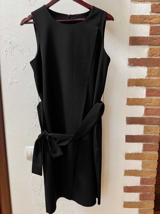 Чорний сарафан Tommy Hilfiger — стиль та якість