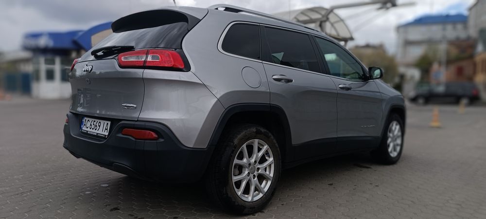 Терміново продам Jeep