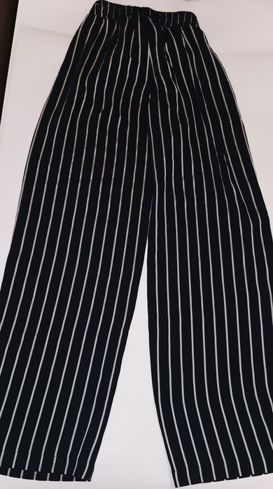 Comma - świetne granatowe spodnie/dresy w pasy roz. 36,