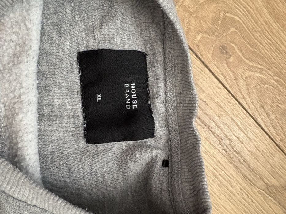 Bluza house rozmiar xl nowa, nie uzywana