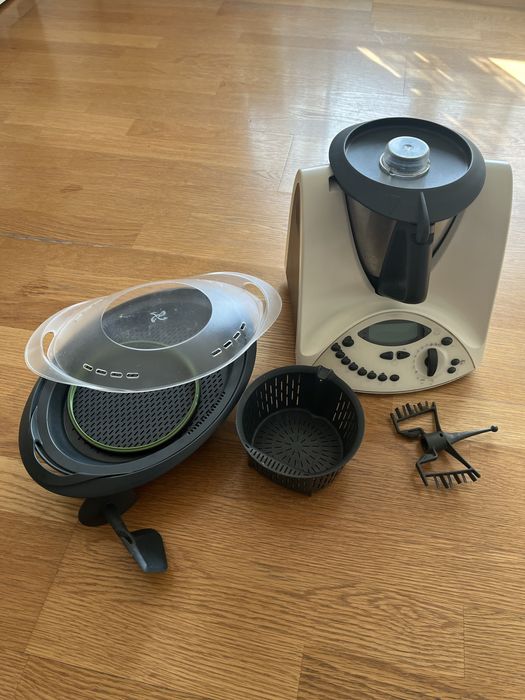 Bimby TM31 Robot de Cozinha com acessórios