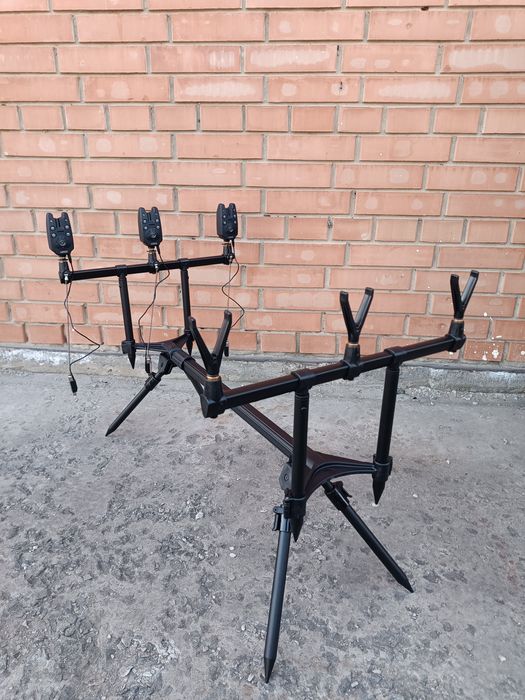 Акція.Набір.Род под Fising Roi на три удилища. Повний комплект