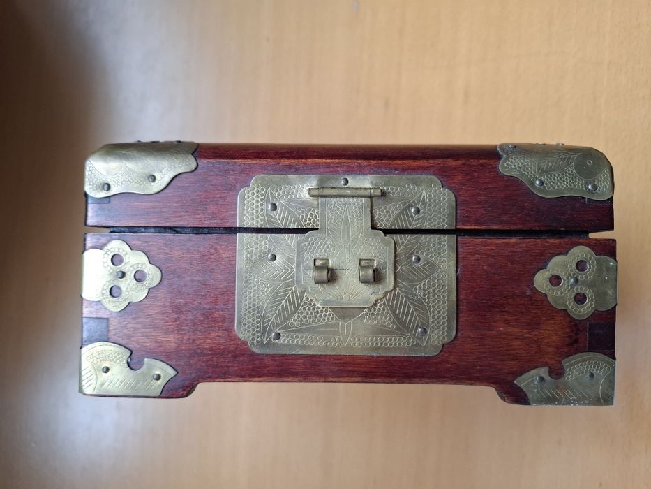 Guarda jóias chinês