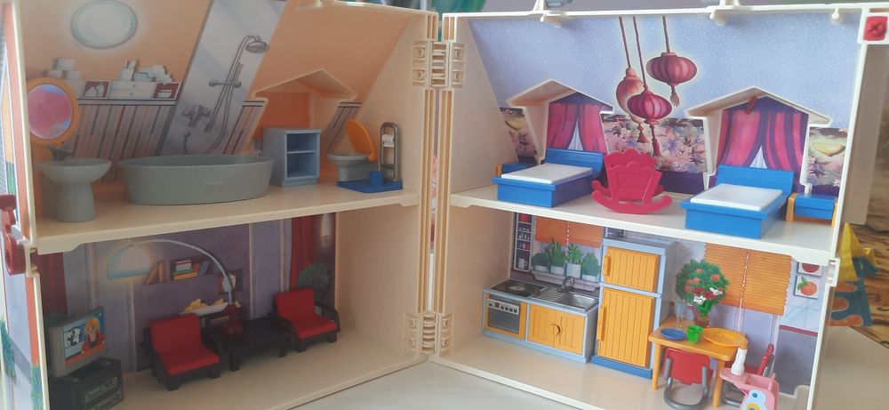 Будиночок Playmobil Dollhaus