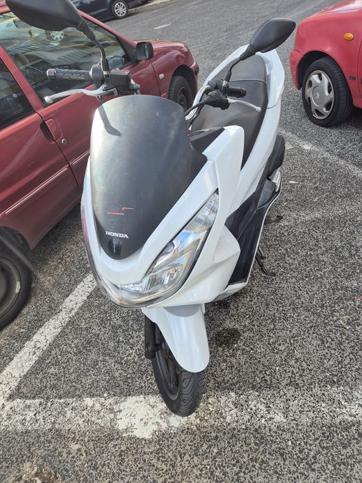 Moto pcx 2017 branca linda