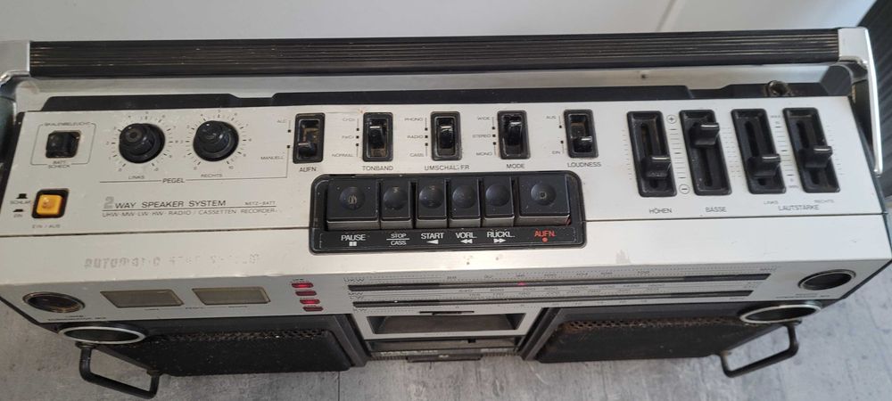 Radiomagnetofon Sanwa 7065