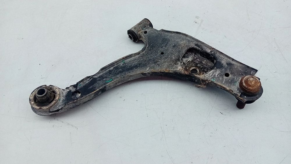 Braço de suspensão frente esquerdo CHRYSLER PT Cruiser (PT_)