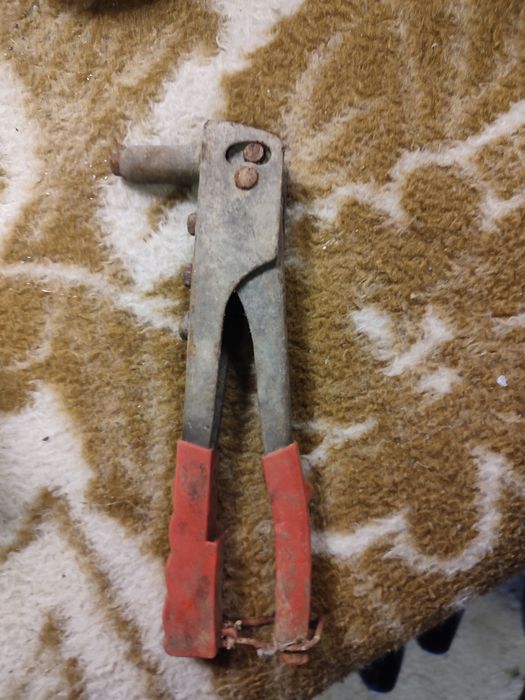 Selling Tools64286172937730121