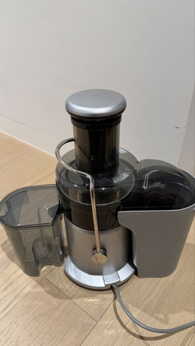 Cold juicer Breville / Sage. Maquina de extraçao do sumo.