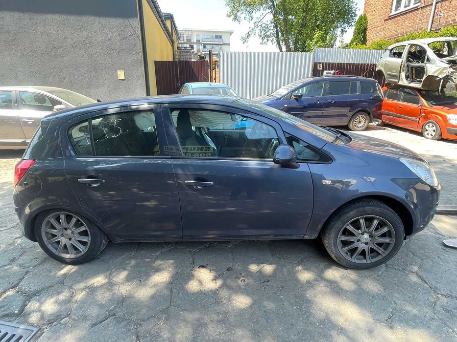 2009 Opel Corsa D 1.3 CDTI Z13DTJ 75 KM Lakier Z168 Silnik Skrzynia części