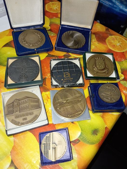 Medalhas diversas em bronze
