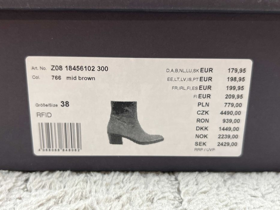 Botki damskie skórzane kowbojki Marc O'Polo 38