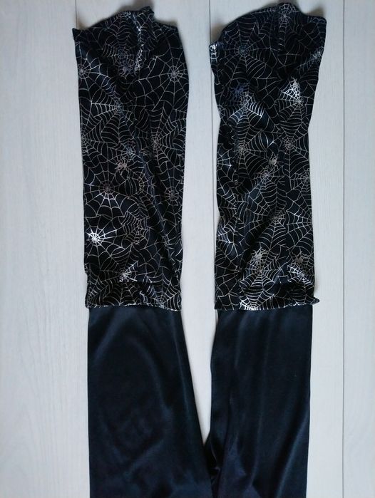 Карнавальний комбінезон з паучками для школярів на зріст 152 см