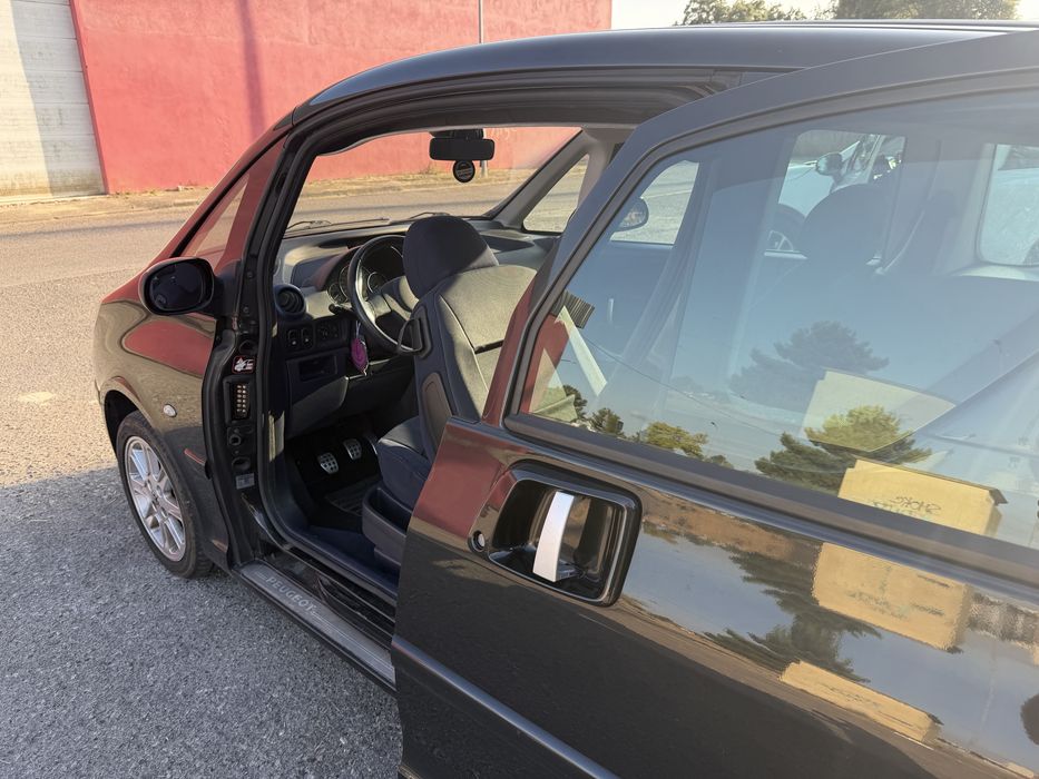 Peugeot 1007 1.4 HDi – 2005 – 160.000 km
