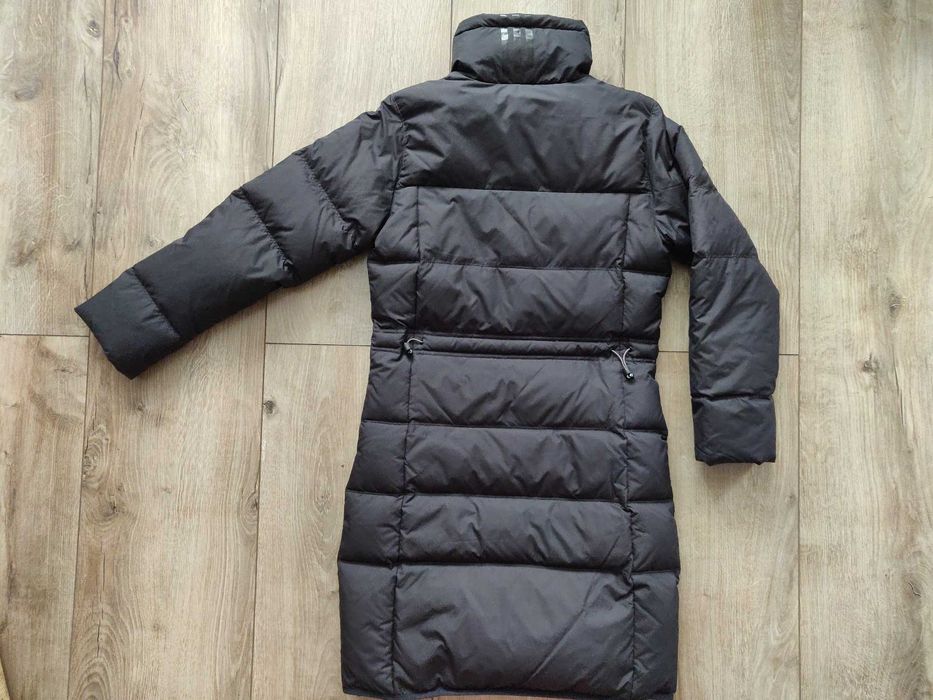Пуховик Adidas р. 48-50 , цвет мокрого асфальта, на молнии.