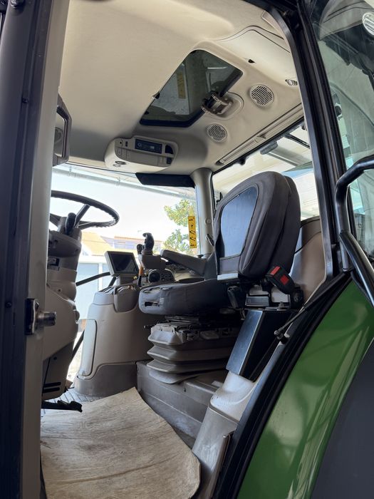 John Deere 6155R