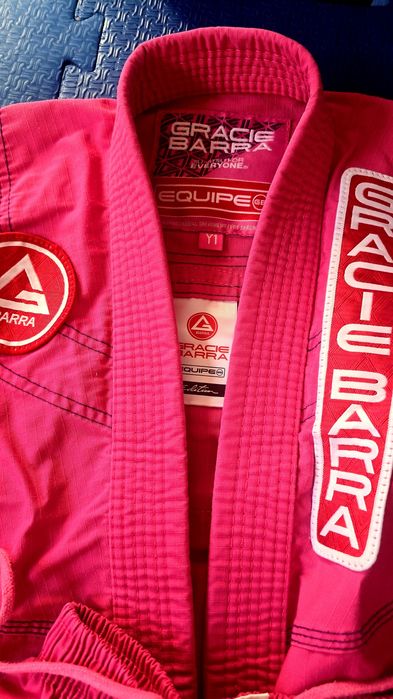 Kimono Infantil + 2 rashguards (Gracie Barra)