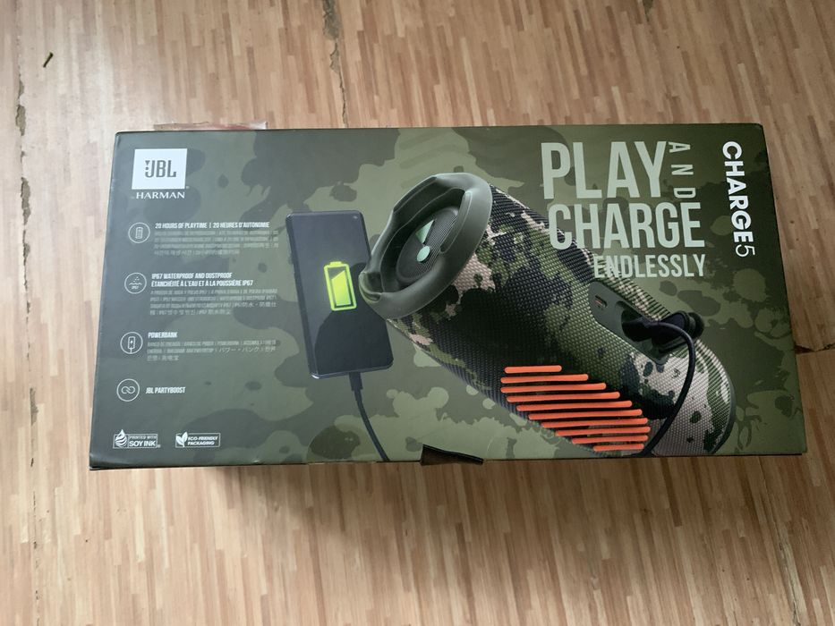 JBL 5 колонка проти водяна з повербанком