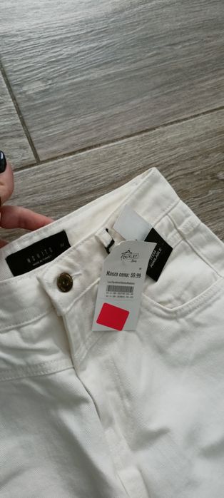 Nowe dżinsy Mohito R32 XXS
