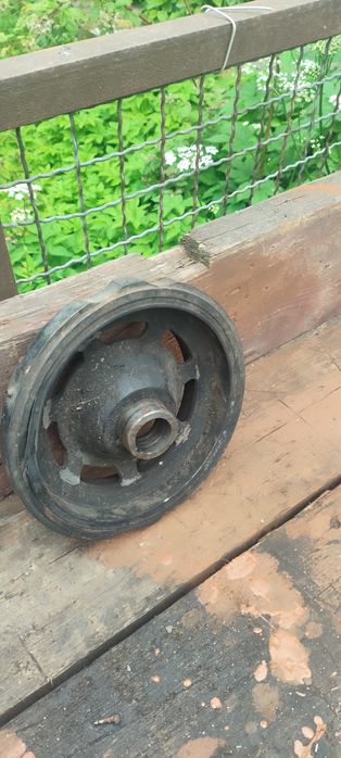 Шків двигуна мерседес спрінтер