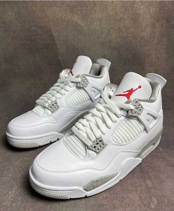 Air_Jordan_4_Retro_Thunder R.38