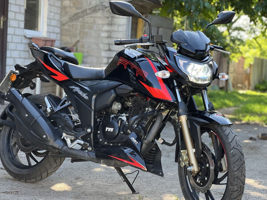 TVS Apache RTR  200