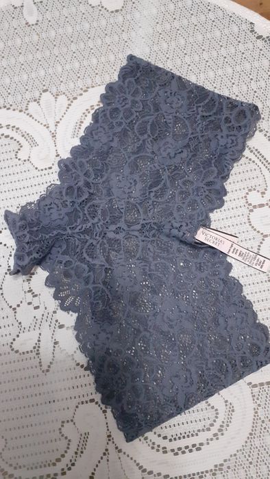 "Victoria's Secret", damskie majtki, rozm. XS