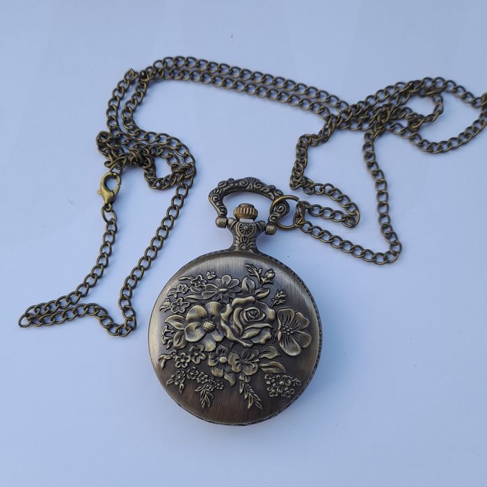Relogio de bolso com corrente