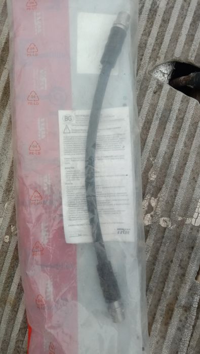 Шланг передний тормозной Skoda audi VW