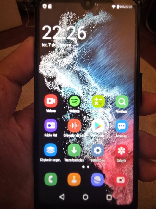 Telemóvel novo na caixa