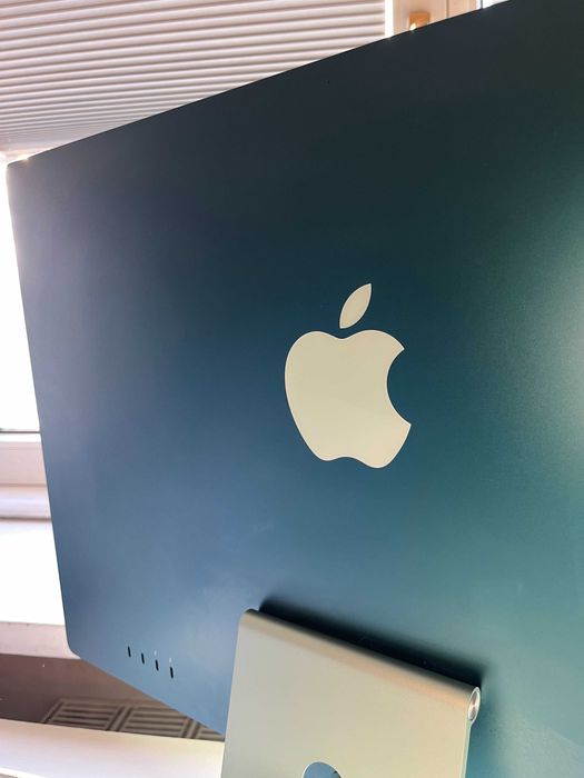 Apple iMac 24" M1 256 GB 16 GB RAM